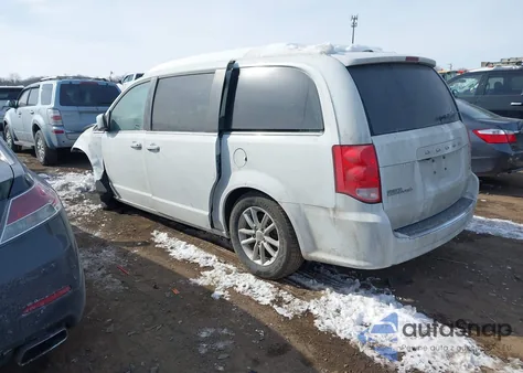2018 Dodge Grand Caravan Sxt z USA, uszkodzony, nr VIN 2C4RDGCGXJR206608